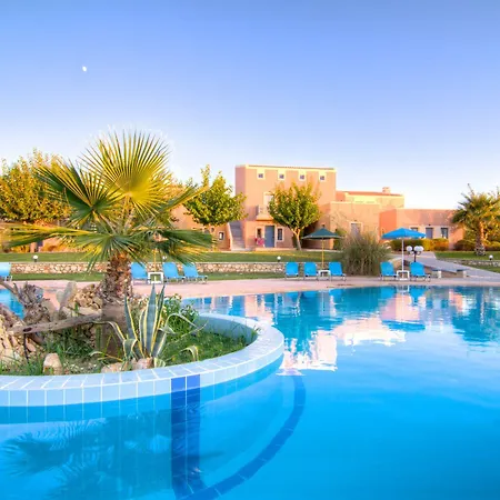 Ξενοδοχείο με διαμερίσματα Sweety Club Solimar Emerald 4*